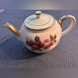 Sadler Antique Teapot From England 1940s-50s.